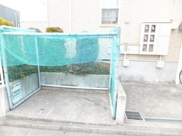 ラシーヌ弐番館の物件内観写真